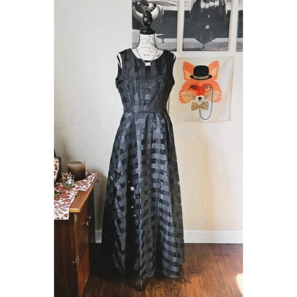 Ketty More Windowpane Black Maxi Dress | Emo | Halloween | Goth